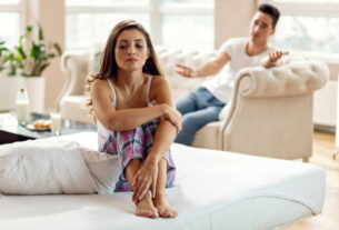 Girlfriend Doesn't Share Her Problems